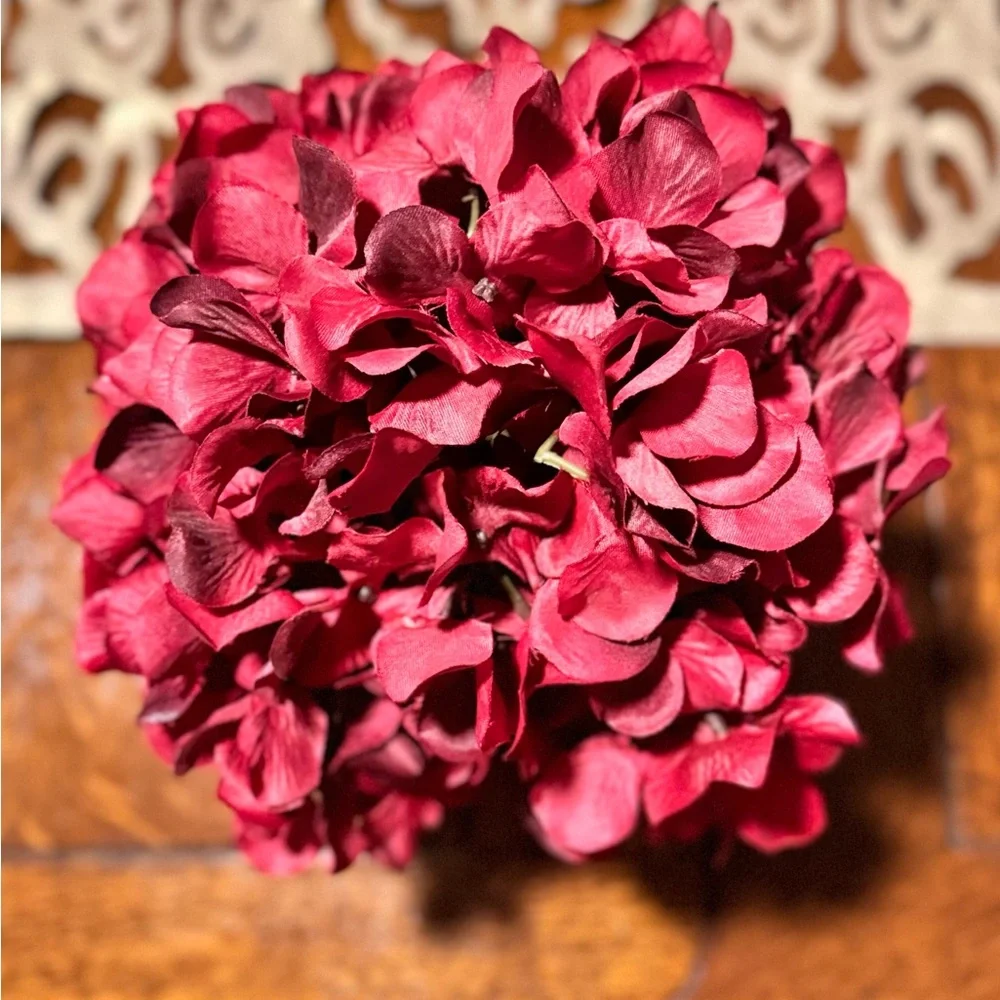 Burgundy Hydrangeas Artificial Flowers Silk Hydrangea Flower w Vase Floral Decor